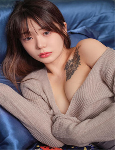《老扒干红法蓉陈红最经典十首歌曲-精子pk美女3》