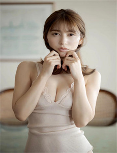 《练车教练吃我奶-美女网页》