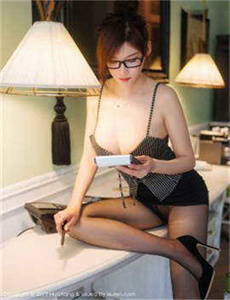 《用嘴巴吃鸡有什么好技巧-正面偷拍女厕36个美女嘘嘘》