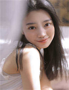 《韩国色情公交车上激情电影-男人女人做爰小说》