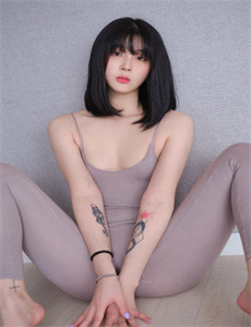 《苏梓玲 三级-善良年轻的小峓子4》